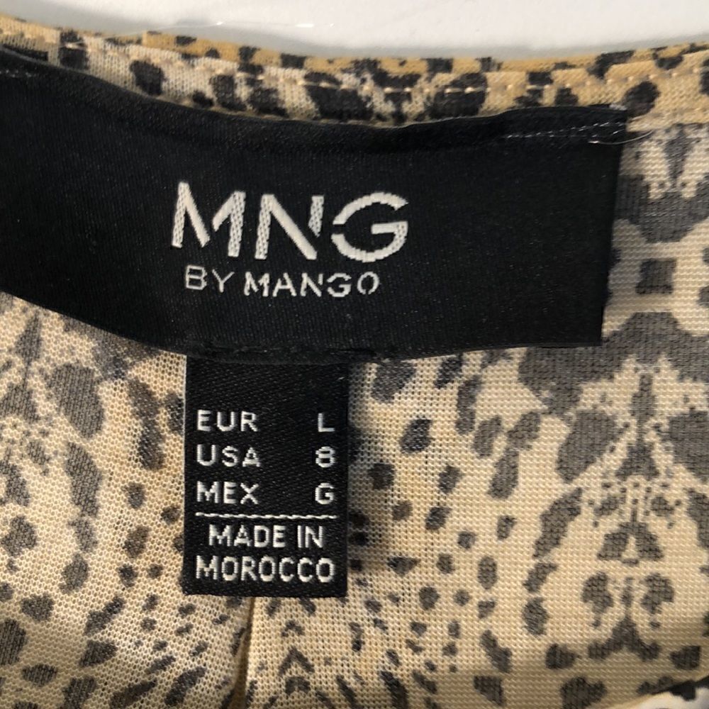 MNG BY MANGO PRINT SLEEVELESS top size 8 PREWORN - Picture 3 of 15